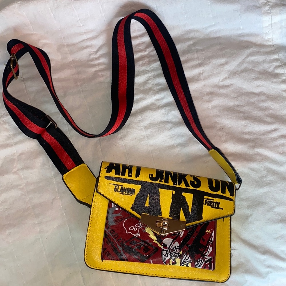 Graphic Purse